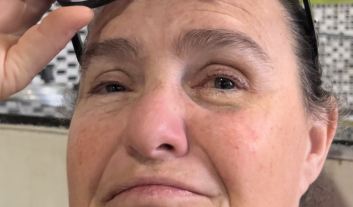 Ajude a Mônica a enxergar de novo.