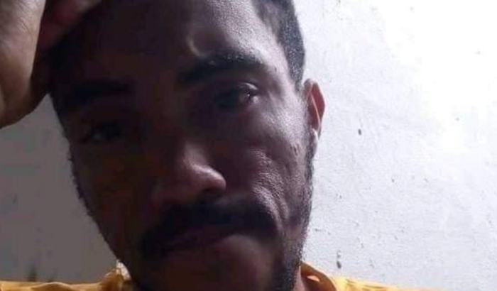 Ajudar Carlos Santos a pagar aluguéis atrasados e comprar alimentos para a família 