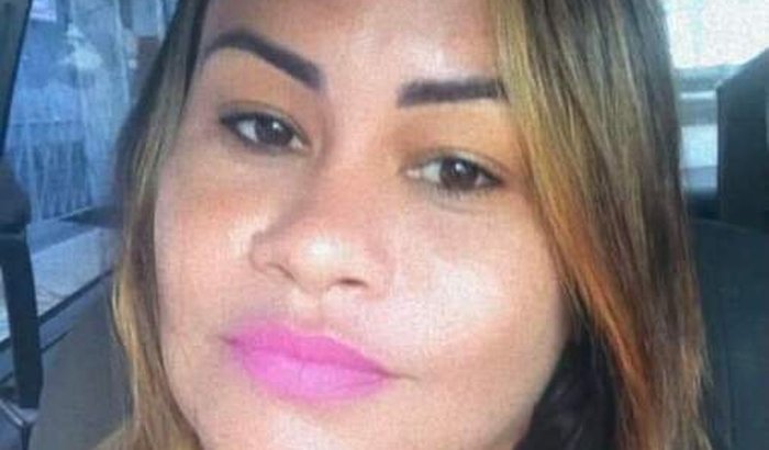 Ajuda para cirurgia de endometriose da Rhúbia