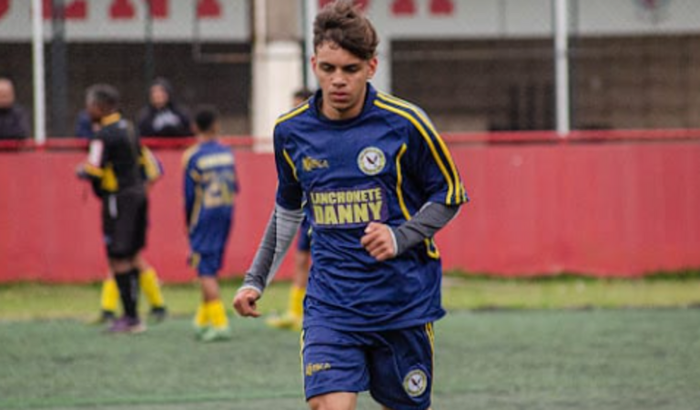 Jogador convidado para entrar no time de base