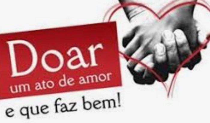 Realiza uma cirurgia dentária complexa