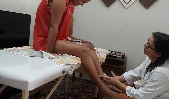 Ajuda para fisioterapia patelar 