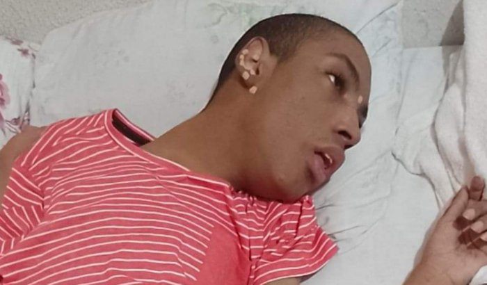 Cadeira de Rodas para o Douglas