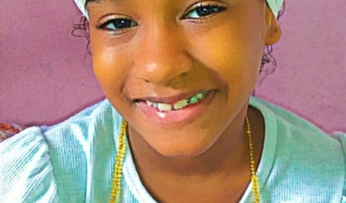 Ajudar Dofonitinha de oxum a pagar obrigação de 1 ano