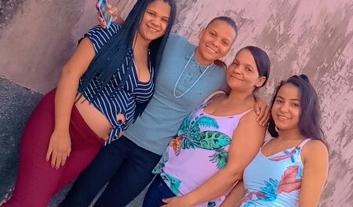 Vamos ajudar a maria 