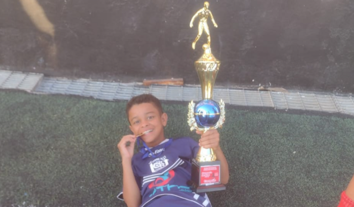 Ajuda no teste de futebol do Jhon em SP