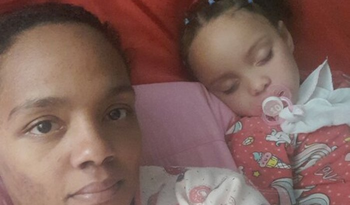 Ajuda para minha filha e eu 