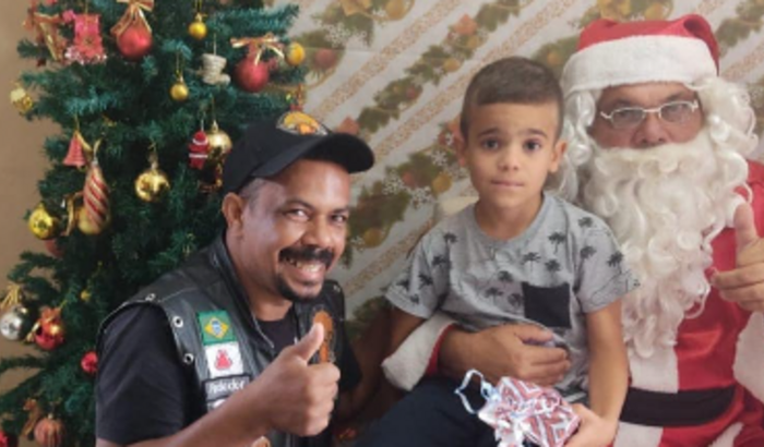Natal solidário em Esmeraldas Mg