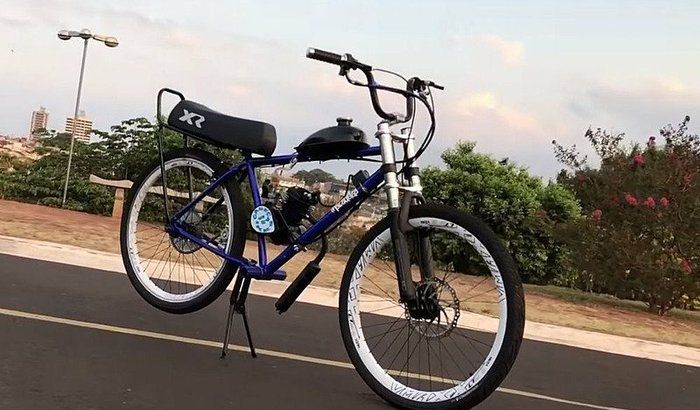 Me ajudem a conseguir uma bike motorizada e trabalhar com entregas.