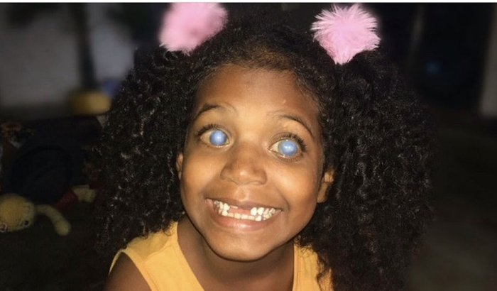 Ajude Ananda conseguir sua maquina de escrever Braille 