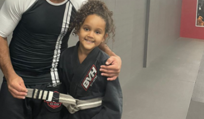 Ajude a juju a disputar o campeonato 