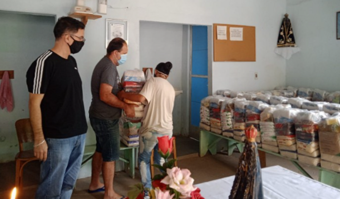 Doação de Cestas de Natal 