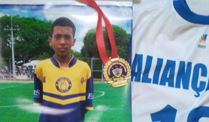 Ajude o Murillo a fazer esse Jogo