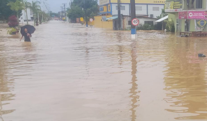 Ajuda para recomeçar após uma enchente!!!