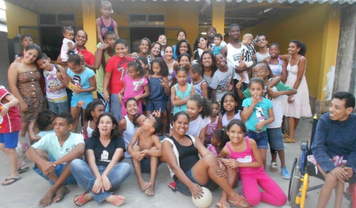 Natal solidário para crianças do orfanato Amanhecer