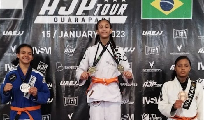 Colabore com a ida da Brendha para Abu Dhabi 2023