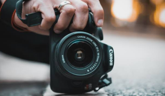 Ajude a mídia da nossa igreja a comprar uma câmera profissional