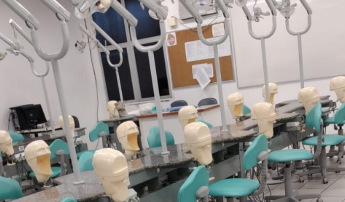 ME AJUDE A SER DENTISTA