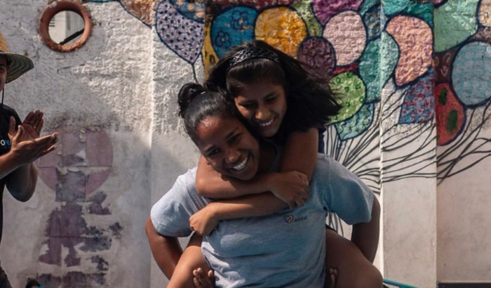 Ajuda aos educadores do Instituto sonhe