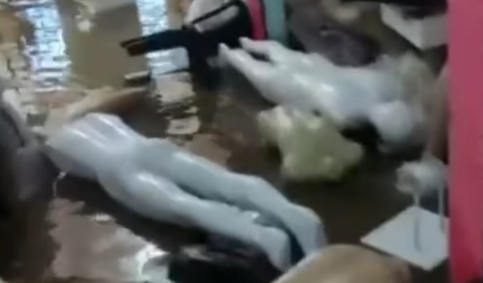 Ajudar ao pessoal da inchente 