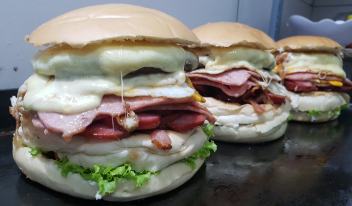 Ajuda para reabrir o Paladino's Lanches 