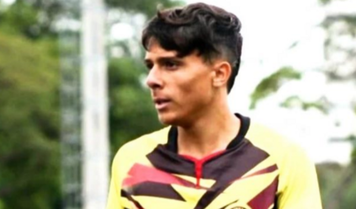 Ajude o Davi ir para Espanha Fazer o Teste no Futebol