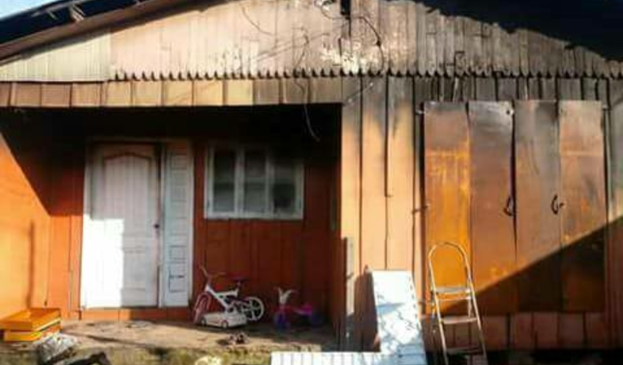 Reconstrução casa Maria Regina