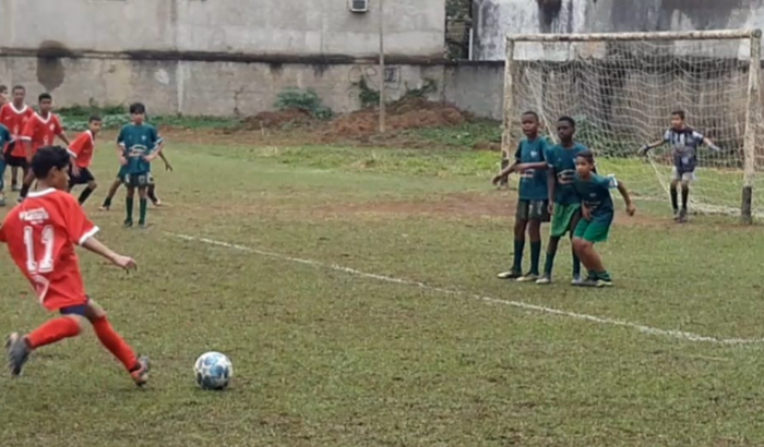 AJUDE PIETTRO A REALIZAR O SONHO DE SER JOGADOR DE FUTEBOL