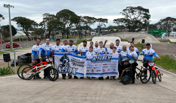 "Ajude a ASBX concluir sua pista de bicicross"