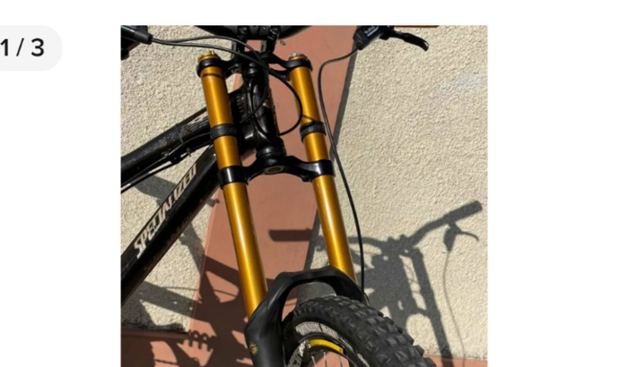 Ajudar um hermano a montar sua bike .