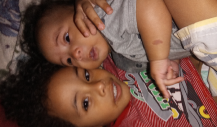 Ajuda para comprar leite para meus filhos 