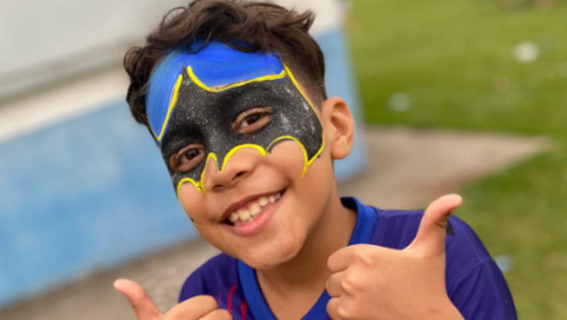 Queria compra um celular para meu filho de 10 anos no momento estou sem condições Deus abençoe sempre 