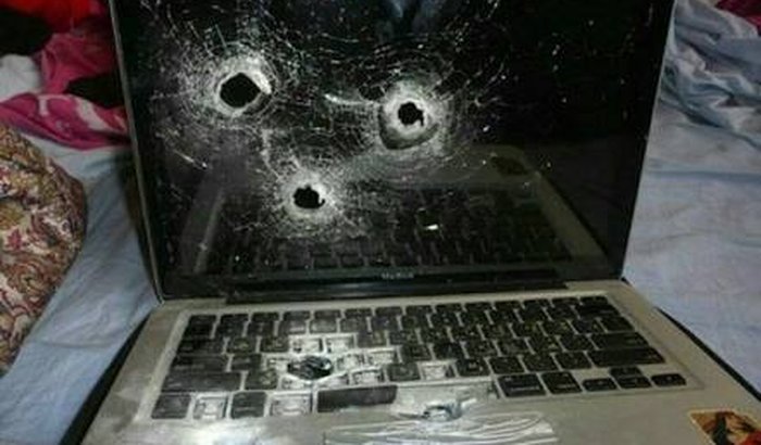 Ajuda a consertar meu Notebook? 