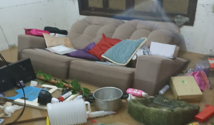 Casa destruída pela enchente