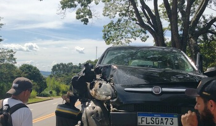 Ajuda para Reerguer Minha Família  , concertando o  Carro de Trabalho 