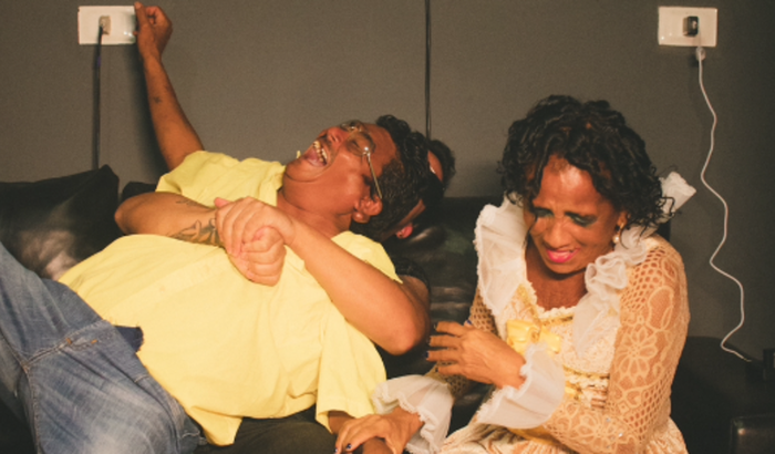 Ajuda Thalia e Tecladista