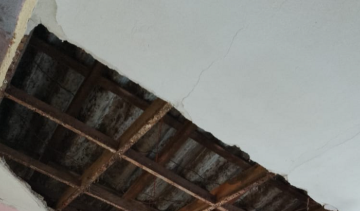 Para ajudar  a minha  amiga  arrumar  a casa 