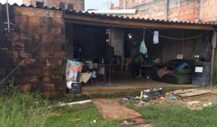 Terminar minha casa que só tem dois cômodos no tijolo 
