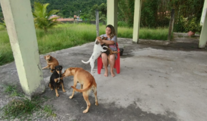 Ajuda a comprar 1 casa