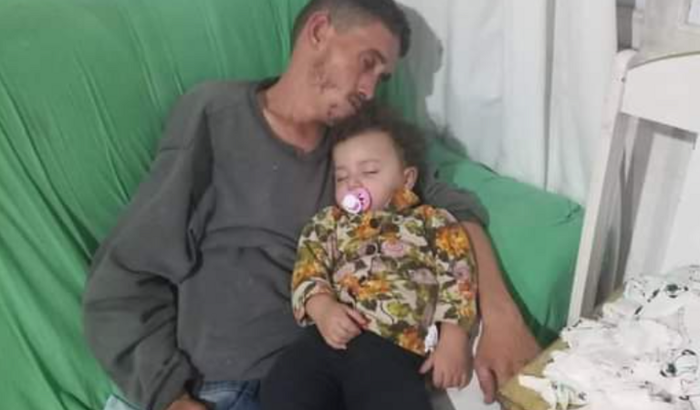 Ajuda para comprar algum alimento e remédio 