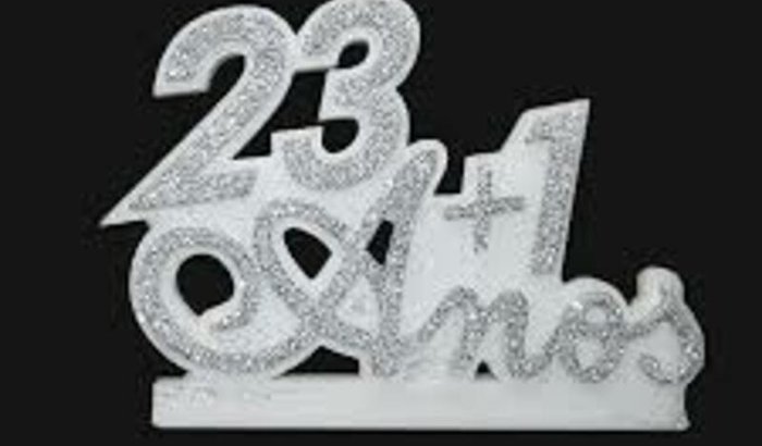 Aniversário de 23 anos 
