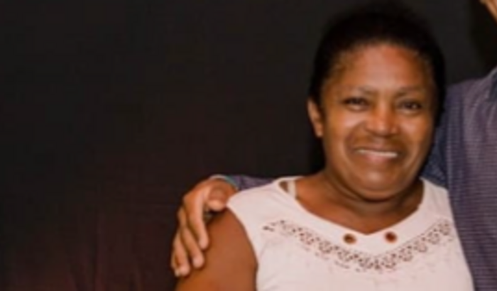Vakinha Solidaria para o tratamento CA da dona Cosma