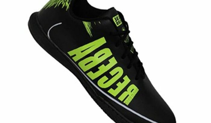 Me ajuda a comprar uma socity e uma luva de goleiro porque eu estou fazendo escolhinha preciso de ajuda