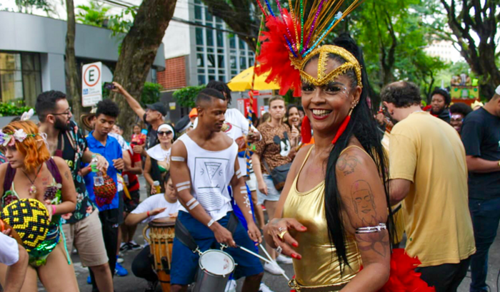 Eu quero é botar meu @bloco_bahianidade na rua 