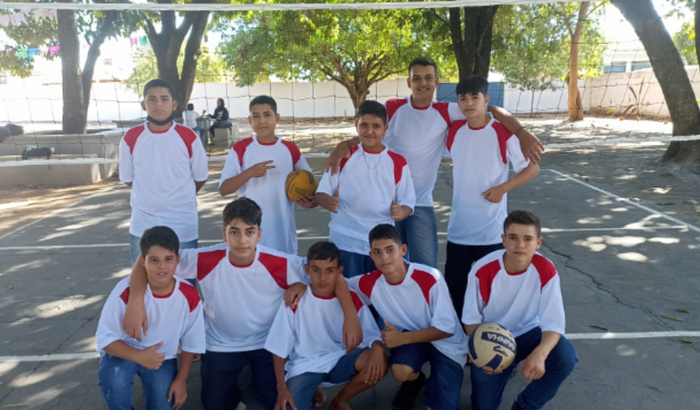 Ajuda para projeto social escolinha de Vôlei 