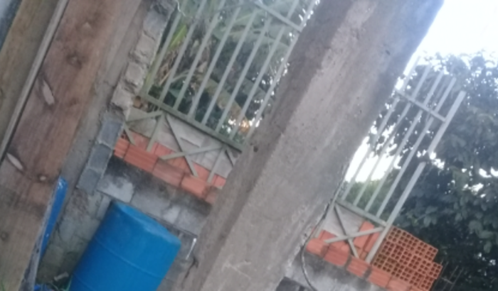 Construir
