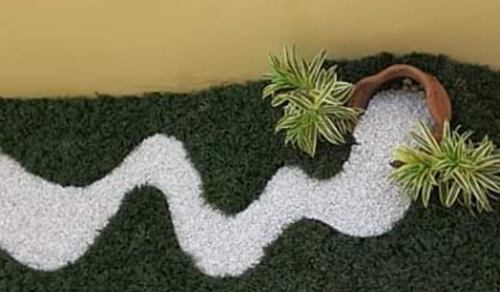 Preciso comprar um carro velho pra trabalhar