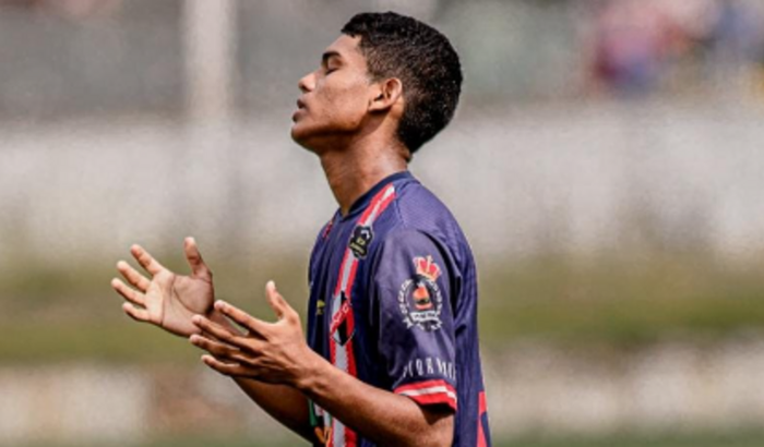 CUSTEAR PASSAGEM ALIMENTO ESTADIA DO MEU SOBRINHO DANNYEL 16 ANOS QUE IRA FAZER UM TESTE EM UM TIME DE FUTEBOL EM GOIÁS