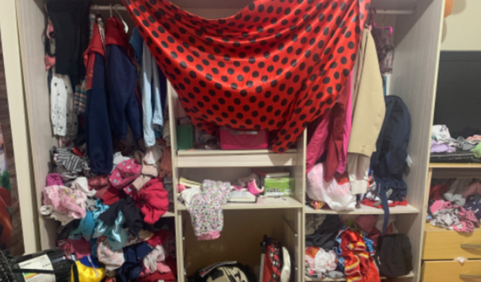 Guarda roupa para minhas filhas