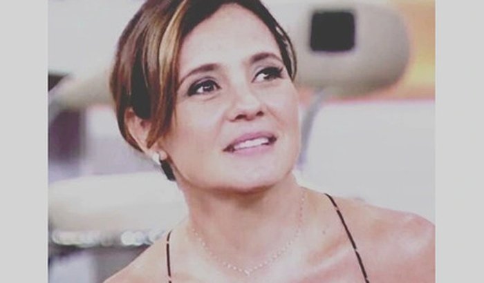 Minha princesa linda atriz Adriana Esteves vai fazer compra cestas básicas para as crianças não ter comida em casa 